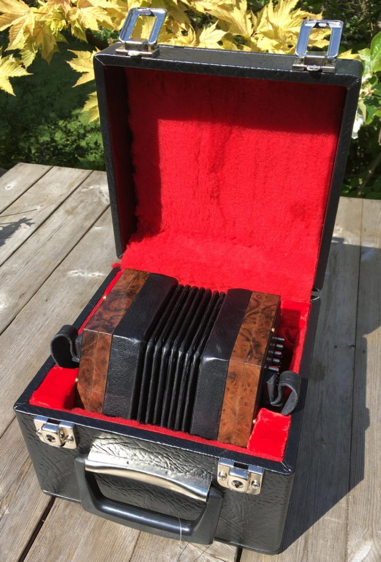 Holden Concertinas A Maker's Journey