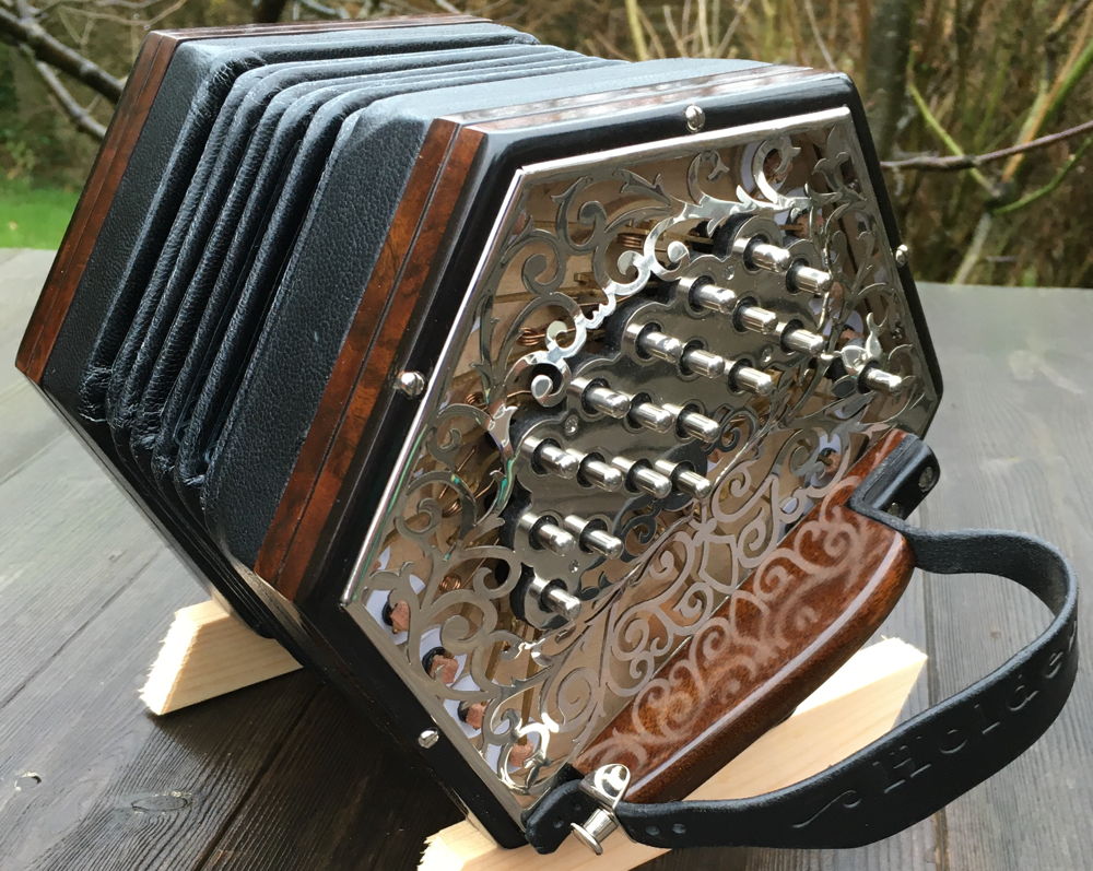Anglo concertina clearance